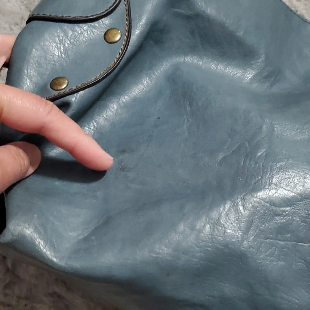 Axcess by Liz Claiborne blue hobo shoulder bag